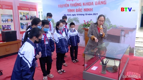 Bac Ninh Provincial Museum mobile display on academic tradition